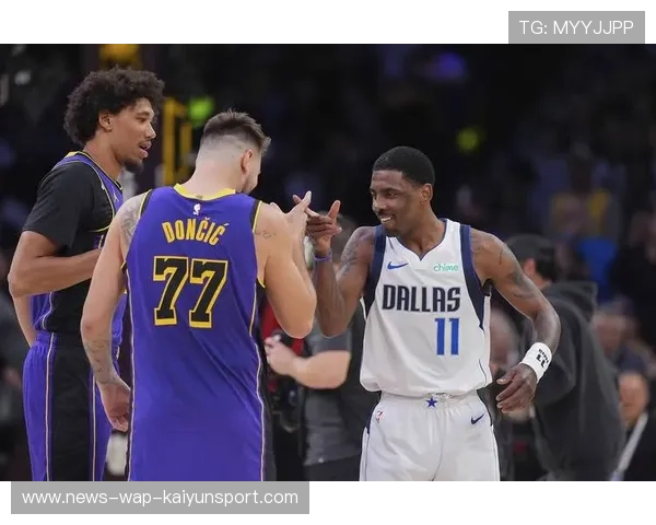 东契奇三双封神!独行侠靠他续命